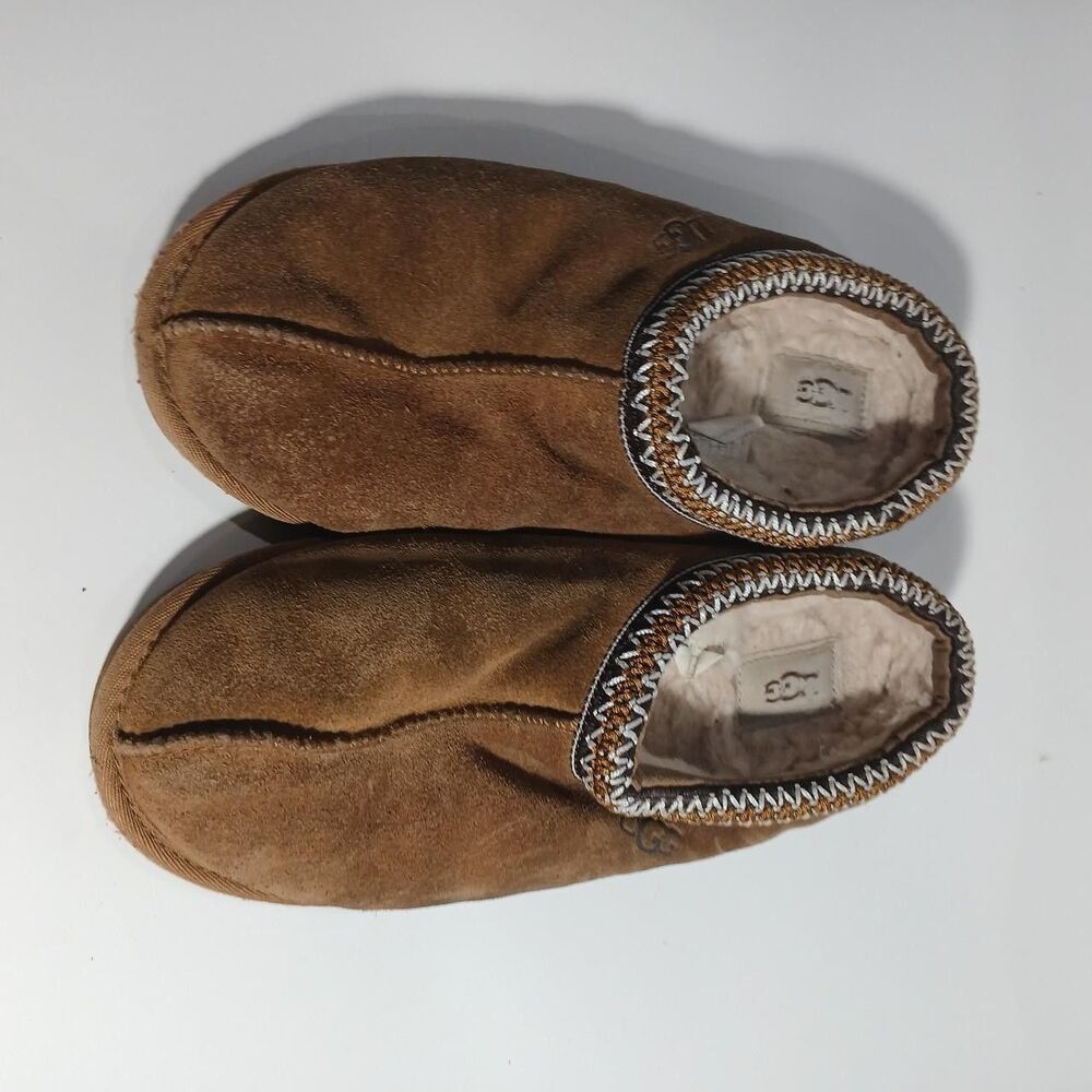 UGG Australia Women’s Suede Slippers Size 9 Tan Shearling Lined Cozy Slip-On Sho - Picture 4 of 5